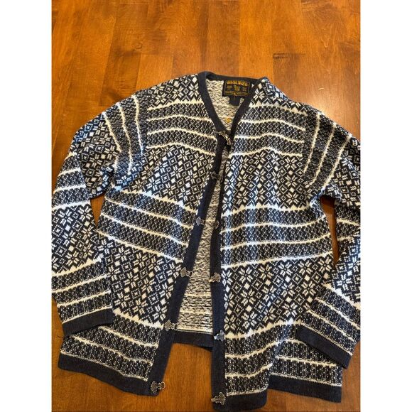Woman’s John Rich and Broa Woolrich cardigan size medium - Picture 1 of 7